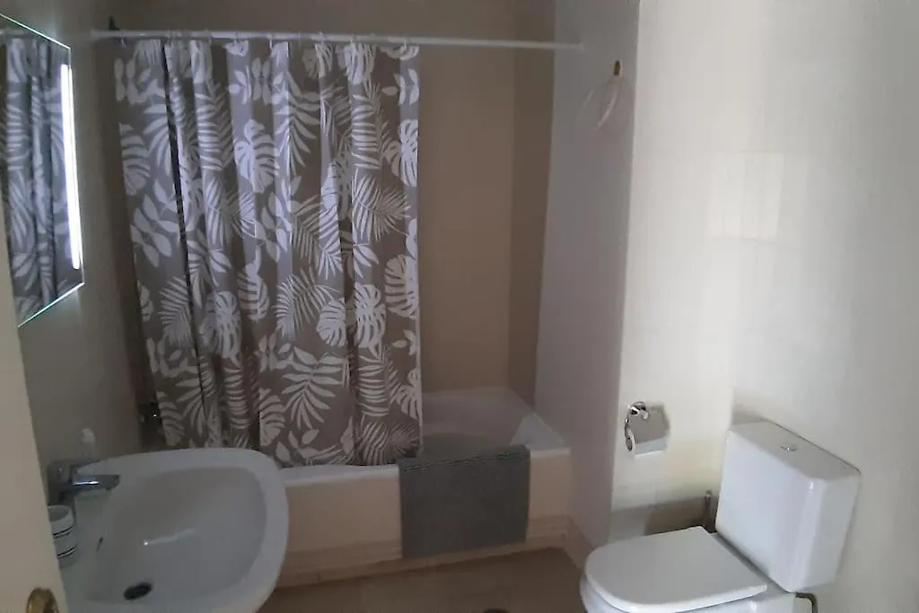 Apartment With 2 Big Bedrooms On Suite + Terraces Estepona