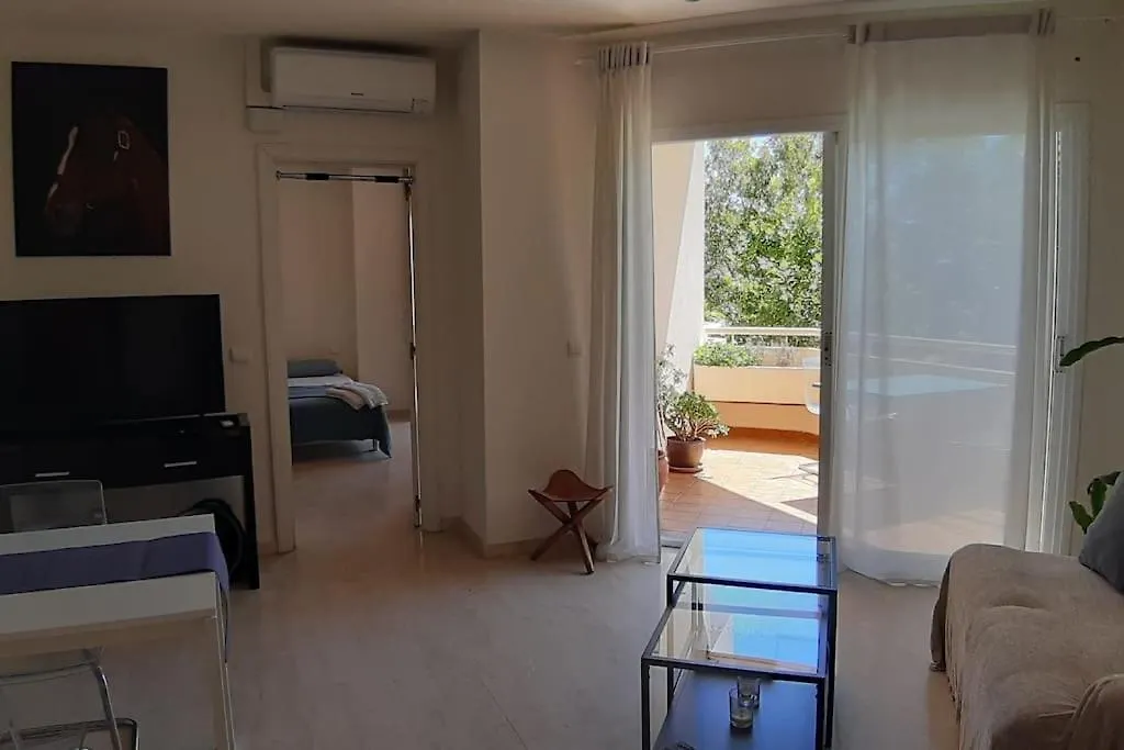 Apartment With 2 Big Bedrooms On Suite + Terraces Estepona